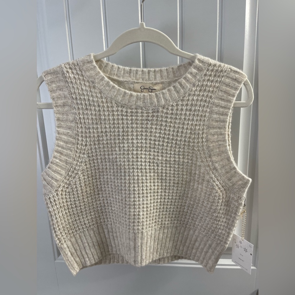 Knit sweater vest